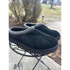 UGG Tasman Black Suede Sheepskin Lined Slippers Womens 8